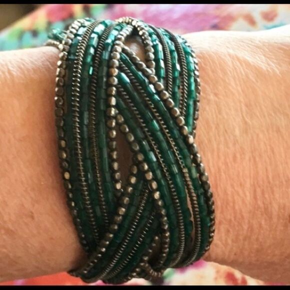 4 Wire memory bracelets bundle - Picture 4 of 9